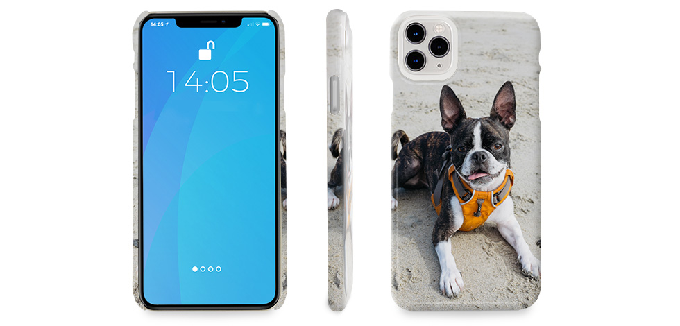 retro iphone con cover personalizzata di un cane