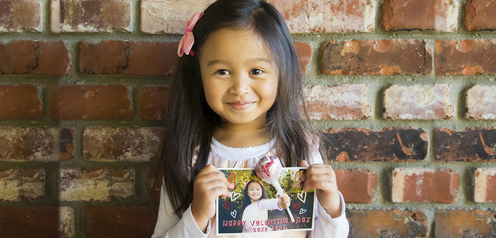 DIY Lollipop Valentine’s Day Photo Cards