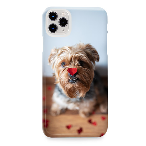 Mobile phone case with dog image 