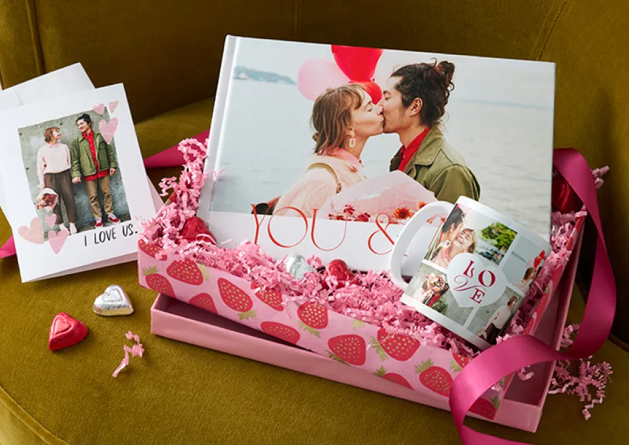 Valentine's Day cards + gifts