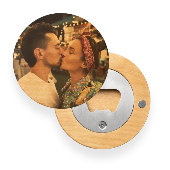 Magnetic bottle opener